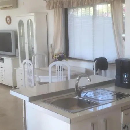 Beautiful 4-bed Det Private Pool Sea Views Villa